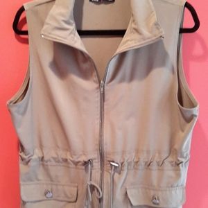 Riders Lee Zip Up Sleeveless Top Size M